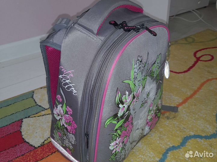 Школьный рюкзак для девочек