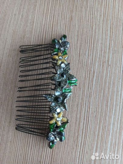 Гребешок, сетки, бублики для волос