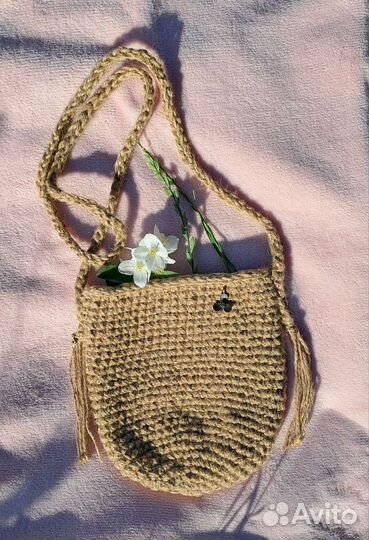 Сумка из джута через плечо
