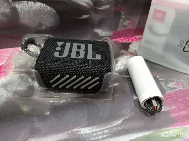 Беспроводная колонка JBL