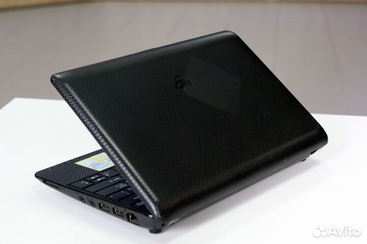 Нетбук Asus Eee PC 1001HA