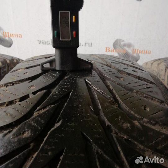 Yokohama Ice Guard Stud IG55 215/65 R16