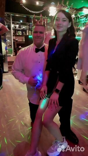 Ведущий и диджей