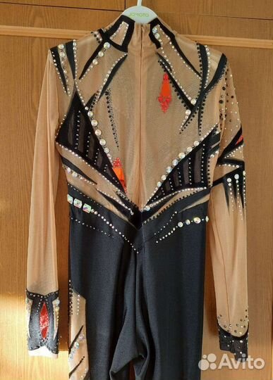 Комбинезон для художественной гимнастики