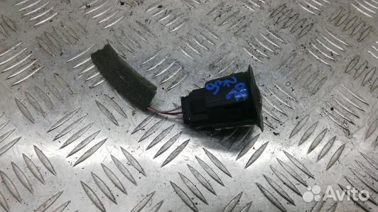 Кнопка запуска двигателя renault scenic 3 (93N28XV