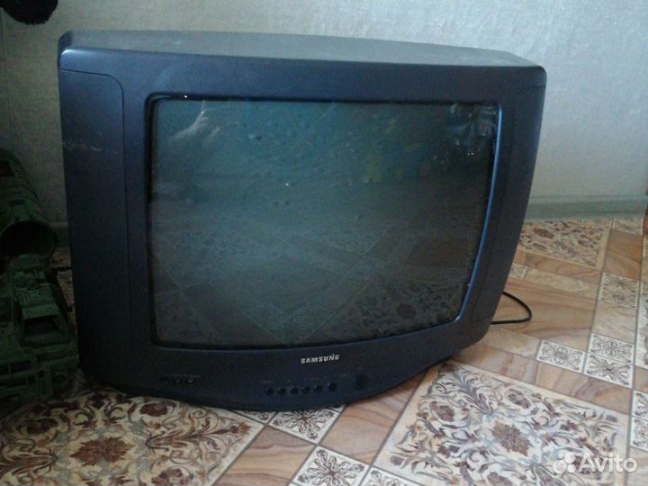 Продам телевизор