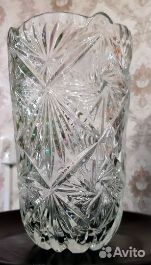 Новая хрустальная ваза