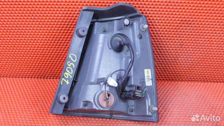 Фонарь задний левый Kia Sorento XM D4HA 92401-2P12