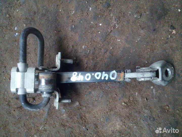 Ограничитель двери задней левой Fiat Punto 2005-20