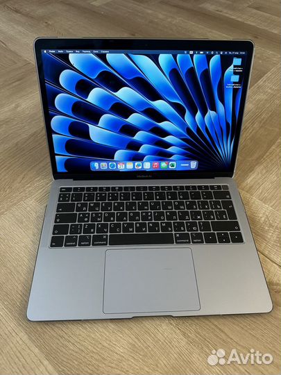 MacBook Air 13 2018 retina 128 gb