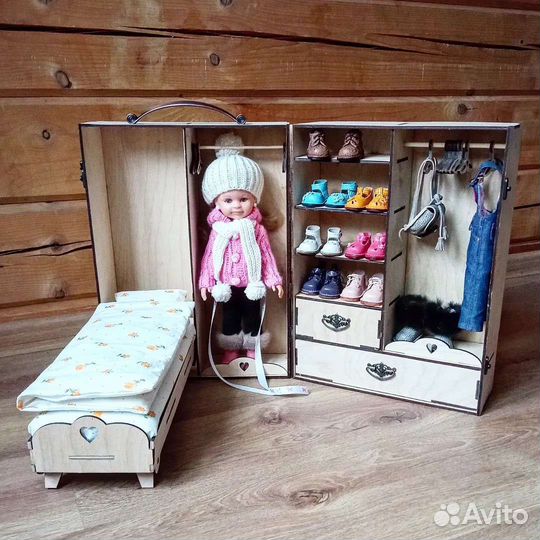 Мебель для кукол.Переносная гардеробная с кроватью