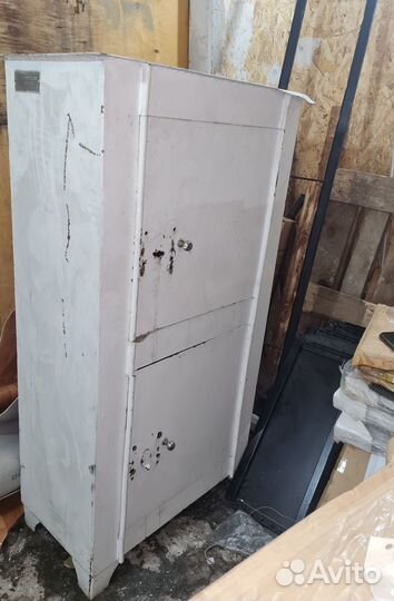 Шкаф металлический сейф