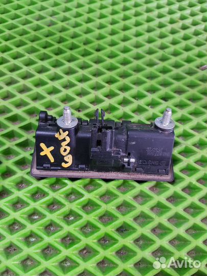 Кнопка открывания багажника Volkswagen Golf Plus