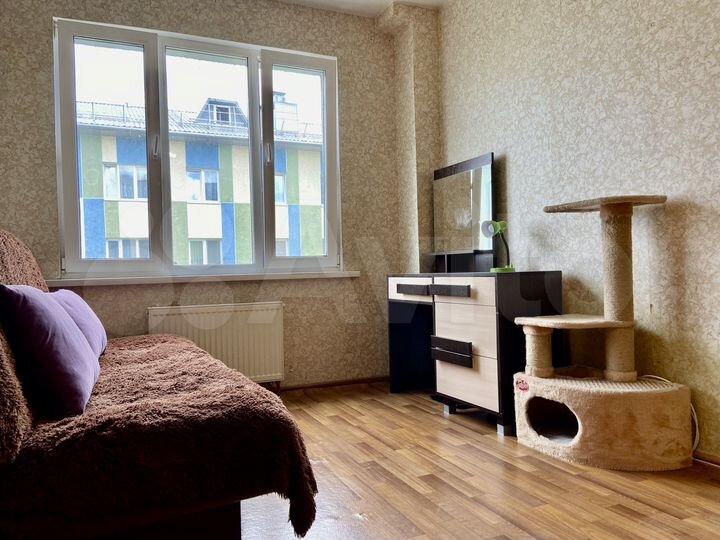 2-к. квартира, 58 м², 2/3 эт.
