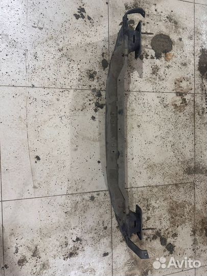 Усилитель заднего бампера I40