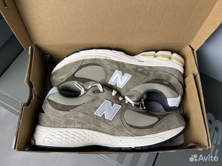 Оригинальные New Balance 2002R Olive Brown