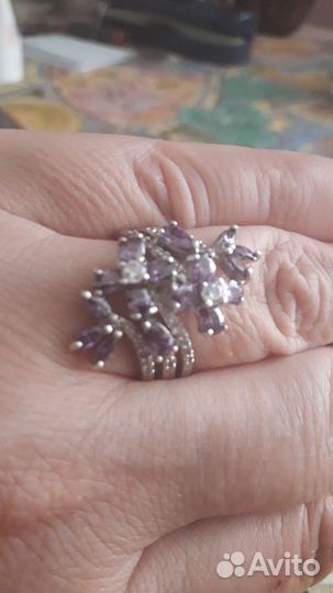 Серебряное кольцо