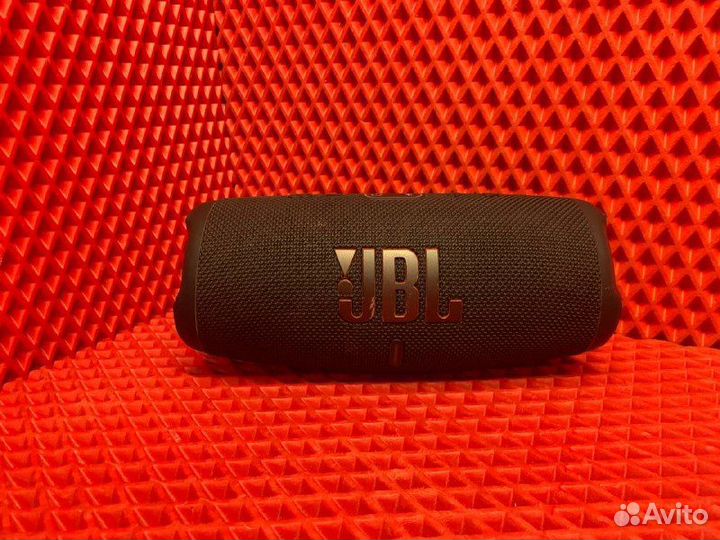 Колонка JBL Charge 5