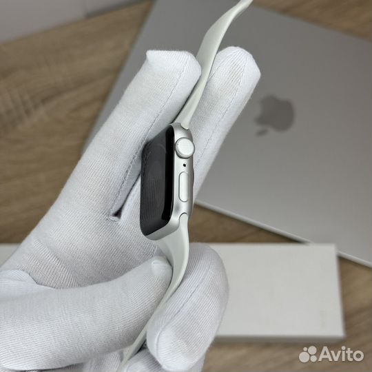 Apple Watch SE 2 40mm Silver АКБ100