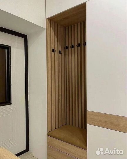 Прихожая под потолок