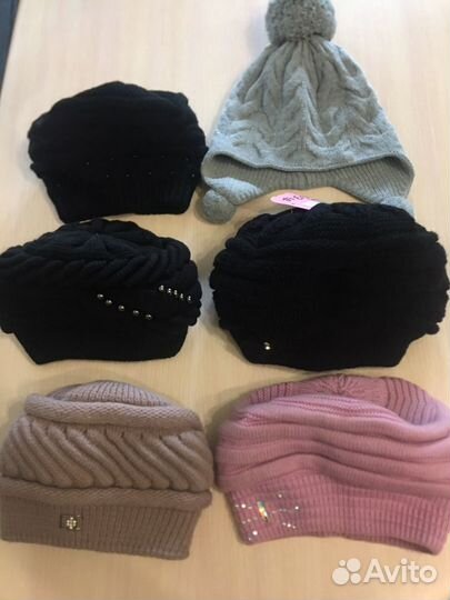 Шапка женская 6 штук