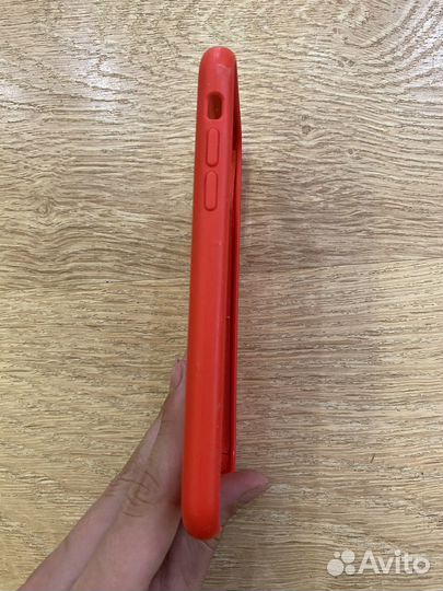 Чехол на iPhone 11