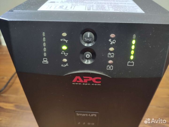 Ибп APC smart-ups 2200