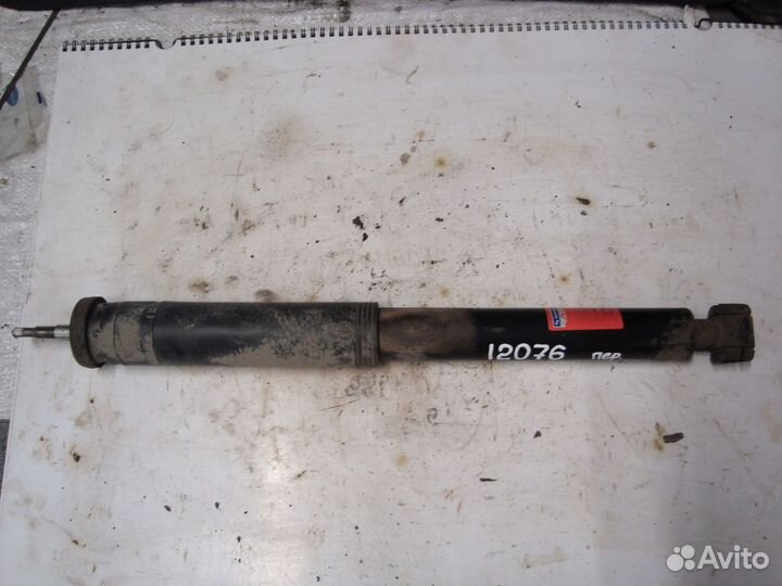 Амортизатор передний C208 M111