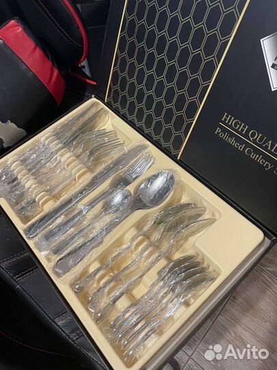 Набор столовых приборов