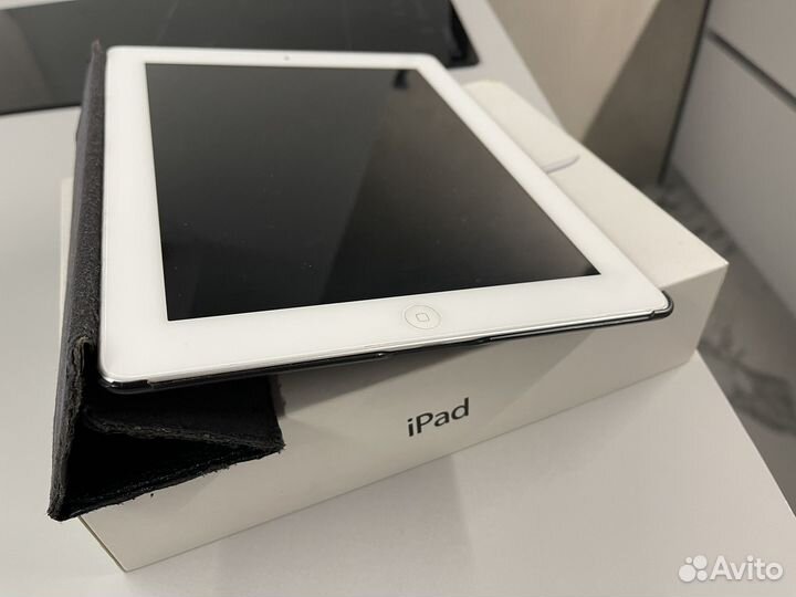 iPad 4 64 gb cellular white и чехол