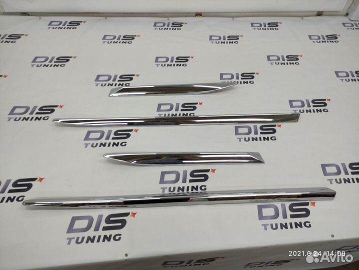 Молдинги дверей Lexus LX450 LX570