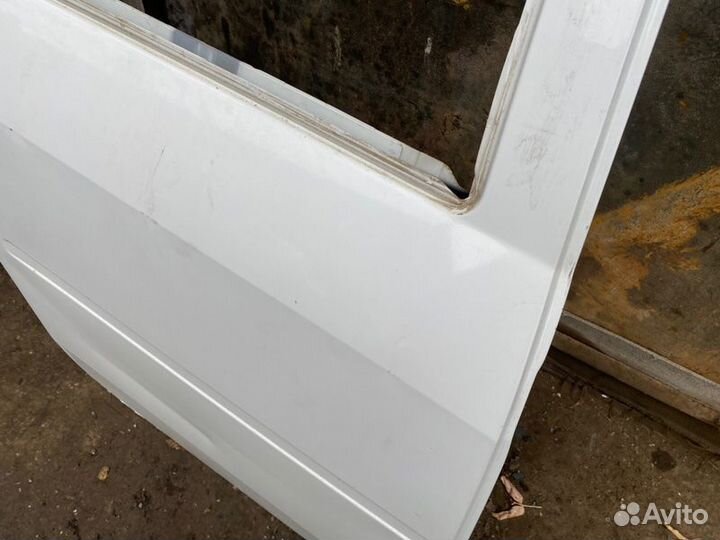 Дверь боковая задняя правая Renault Logan 1