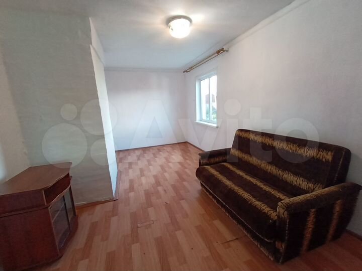 2-к. квартира, 57 м², 1/2 эт.