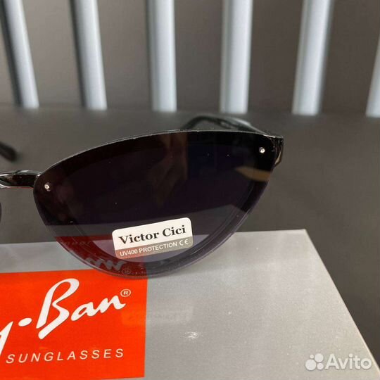 Солнцезащитные очки ray ban