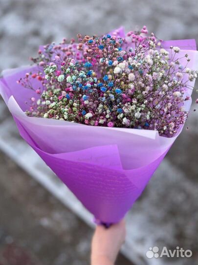 Мини букет из гипсофилы с единорожкой