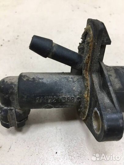 Цилиндр сцепления главный