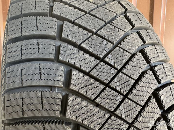 Pirelli Ice Zero FR 255/50 R20 109H