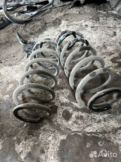 Пружина задняя toyota corolla 150