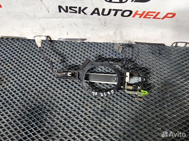 Ручка двери внешняя передняя левая Mitsubishi