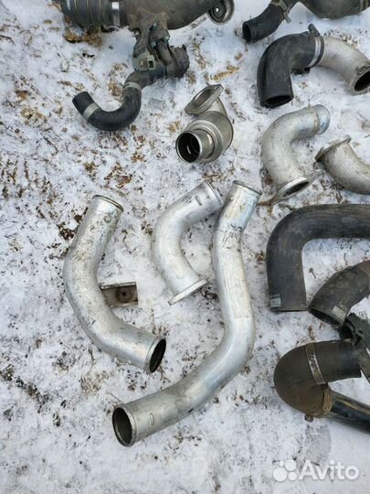 Патрубок интеркулера гофра датчик Genesis G80 2.0T