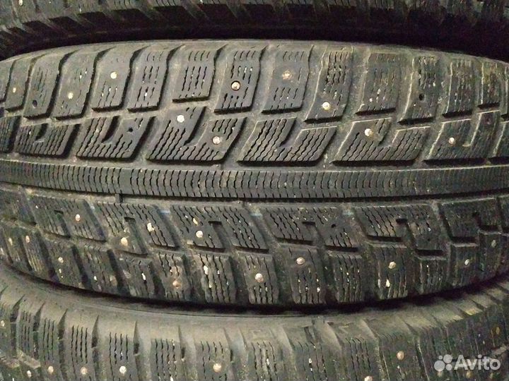 Kumho I'Zen KW22 235/65 R17 108T