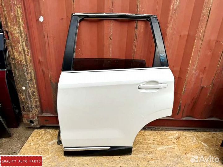 Пассажирская дверь задняя правая Subaru Forester 4