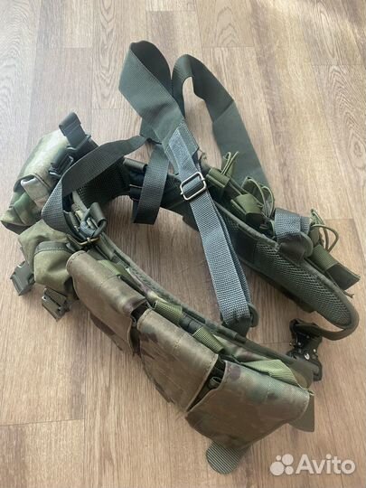 Тактический пояс с подсумками