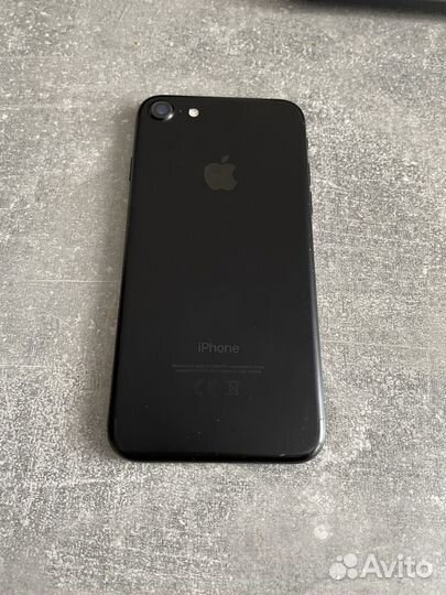 iPhone 7, 32 ГБ