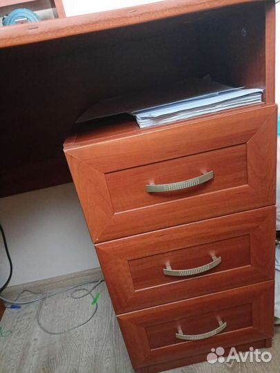 Компьютерный стол бу. Можно забирать