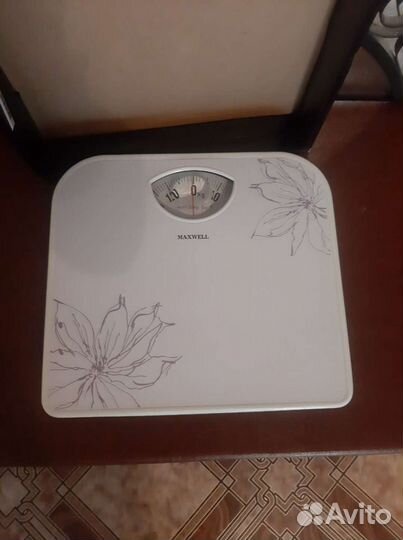 Весы напольные электронные