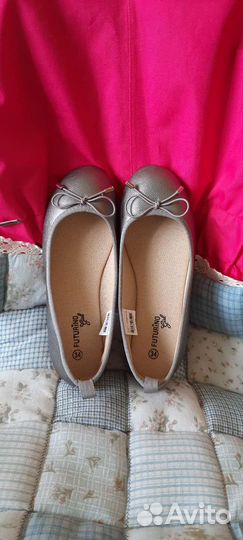 Туфли для девочки новые