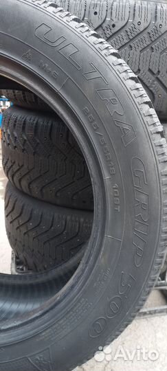 Goodyear UltraGrip 500 255/55 R18
