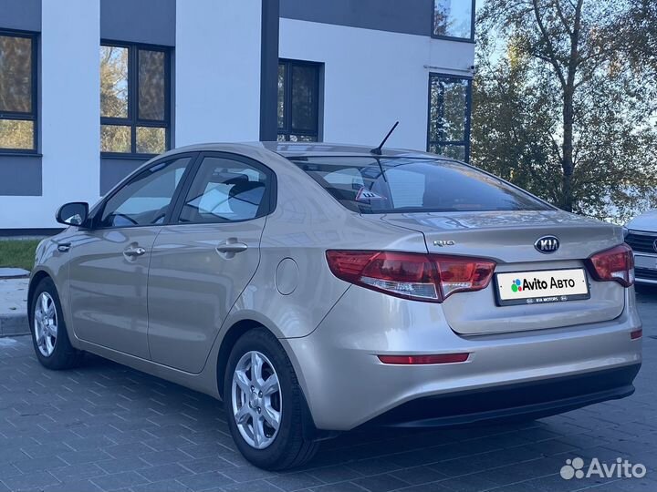 Kia Rio 1.6 AT, 2015, 101 500 км