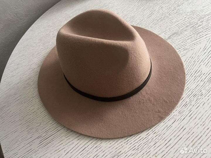 Шляпа фетровая бежевая